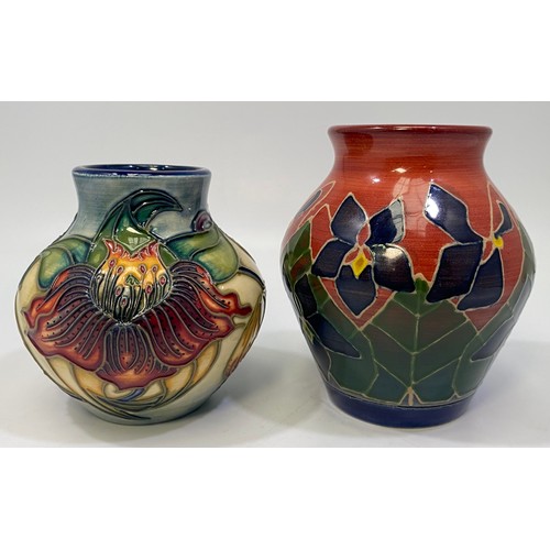 7 - A Moorcroft 'Anna Lilly' pattern small globular vase, 8cm high, together with a Dennis China Works v... 