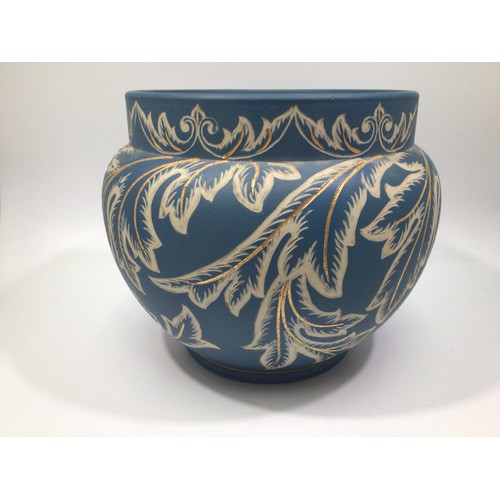 59 - A Langley Ware Jardinière incised and gilded with sgraffito leaves to a dark turquoise ground impres... 