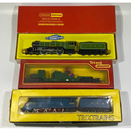 Two ‘OO’ gauge model railway locomotives with tenders and a railway ...