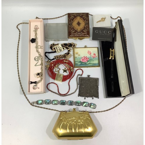 316 - A small collection of assorted jewellery including a 9ct gold Yale key, gross weight approximately 2... 