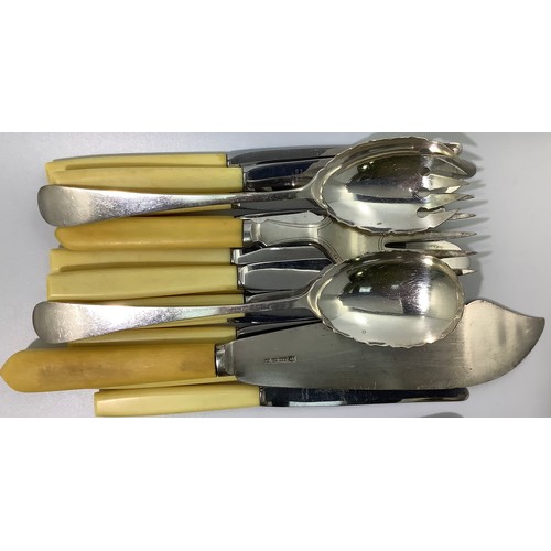 156 - A mixed collection of assorted Georgian, Victorian and later silver flatware including spoons and fo... 