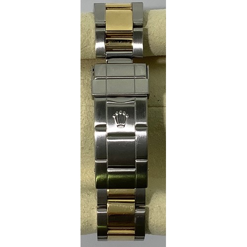 167 - A gents Rolex stainless steel and 18ct yellow gold ‘Rolesor’ Submariner wristwatch, model 16613, C.1... 