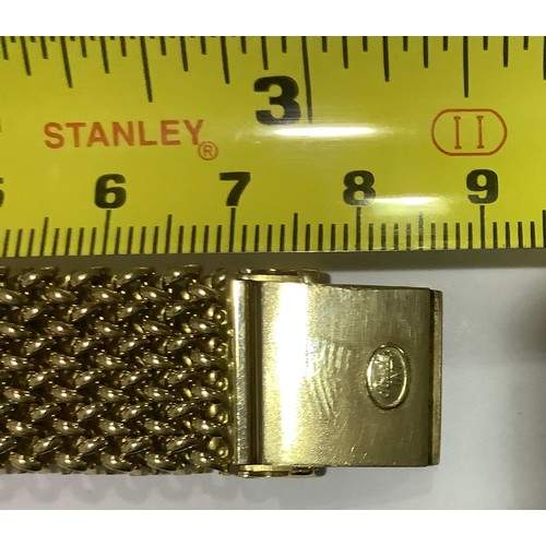 174 - A gents 9ct gold cased Omega Seamaster De Ville automatic wristwatch, the silvered dial with applied... 