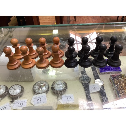 301 - Two glass chess sets, with glass board and a wooden Staunton pattern chess set, together with two wo... 