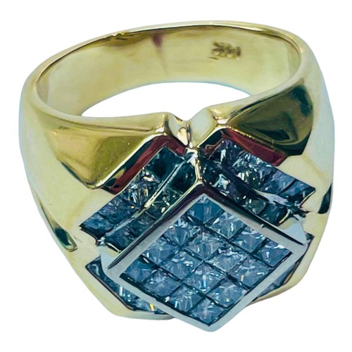 136 - A gents 14ct yellow gold ring, set with 32 x princess cut diamonds, in invisible channel setting, es... 