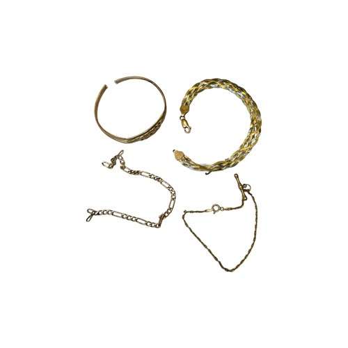 156 - Two 9ct gold ankle bracelets, with various pairs of 9ct gold earrings (some broken) total weight 16.... 