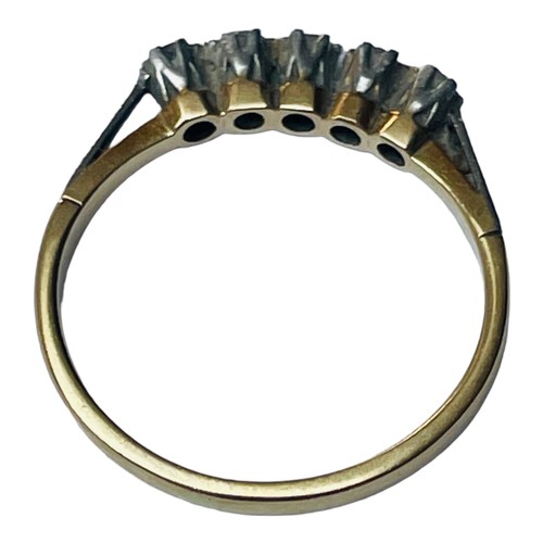 124 - An 18ct gold 5 x stone ring, claw  set with 5 x round diamonds, estimated total weight 0.15cts, ring... 