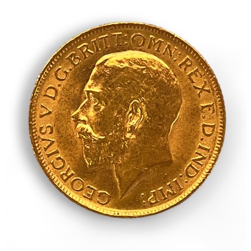 245 - A George V 1912 22ct gold Sovereign, gross weight approximately 8g