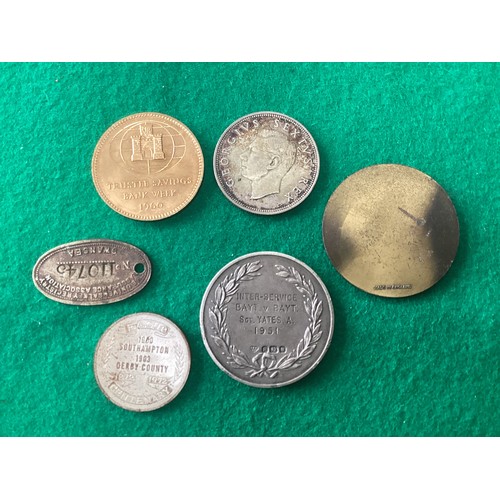 240 - Various coins comprising a tub of mainly foreign coins; badges, including a fire watcher; 18th and 1... 