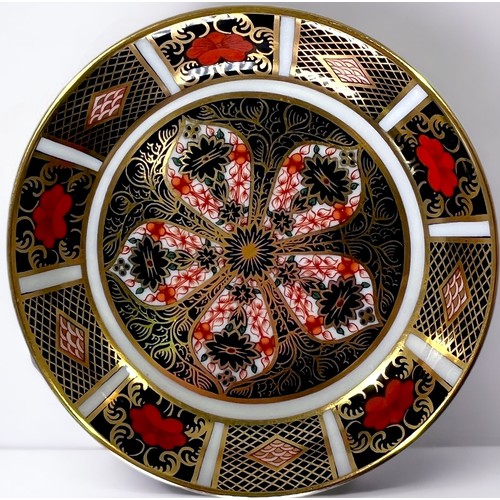 29 - Four Royal Crown Derby Old Imari, pattern 1128 items comprising a circular plate, a two-handled dish... 