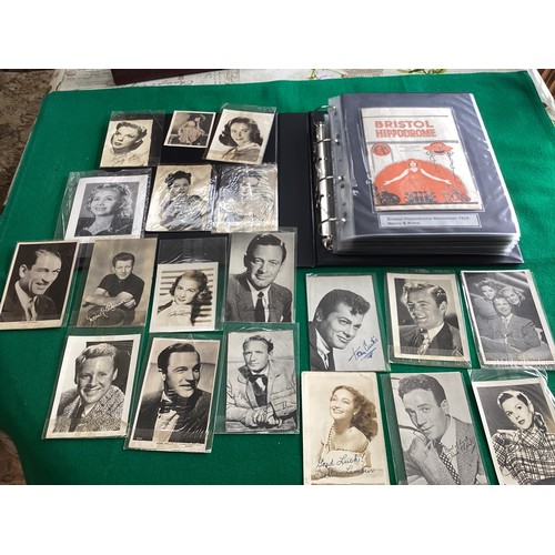 266 - Dozens of old theatre and stage programmes and related ephemera both loose in in albums – many devot... 