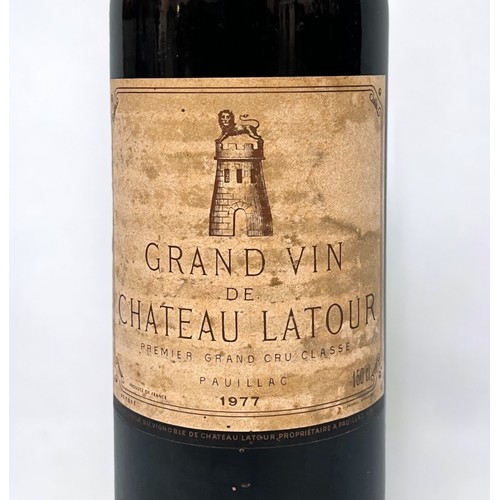 699 - One bottle of Grand Vin de Chateau Latour Magnum, 1977, Premier Grand Cru Classe, Paulillac, 150cl