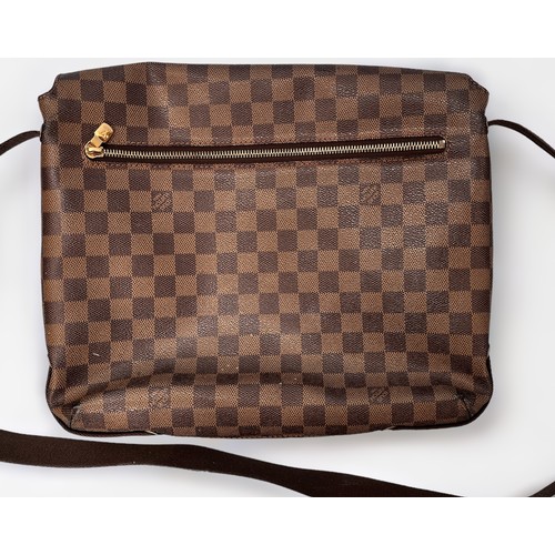 282 - Louis Vuitton Damier Ebene Messenger Bag, with brown adjustable shoulder strap, a rear zip pocket, m... 