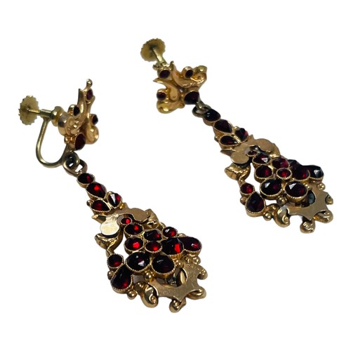 184 - A pair of 19th century gold, (possibly 15ct) Late Georgian drop earrings, set with rose-cut garnets,... 