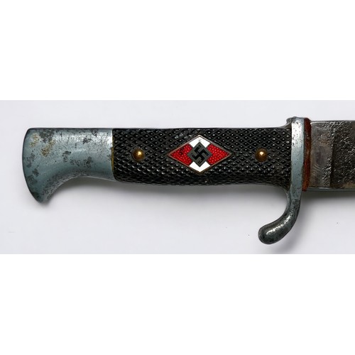 532 - A WW2 Third Reich 'Hitler Youth' Dagger, plain blade stamped REM – M7/13, hilt with enamelled red an... 