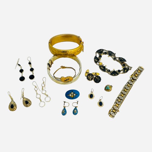 148 - Various items of gold and costume jewellery, including a pair of 9ct gold blue enamel earrings, star... 