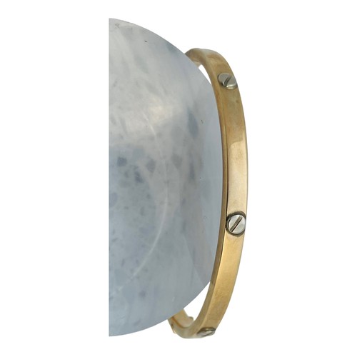 153 - A 9ct gold hinged bangle, with screw top design, weighs 10.4 grams.