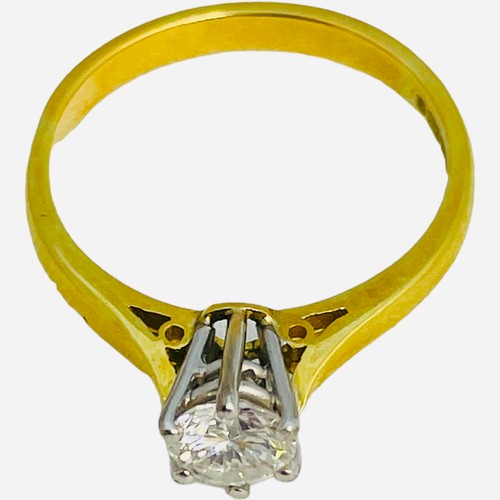 161 - An 18ct gold solitaire diamond ring, round brilliant cut diamond estimated 0.50cts, VS2 clarity, J/K... 