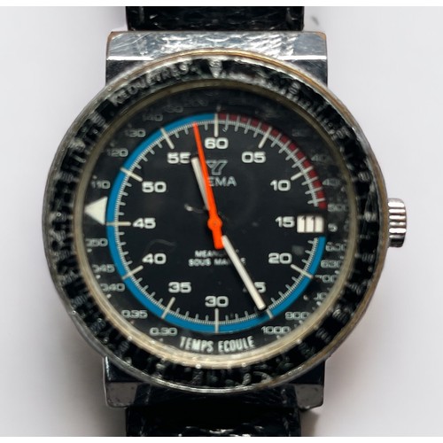 114 - A vintage Yema Meangraf Sous Marine manual wind divers wristwatch, the black dial with Arabic numera... 