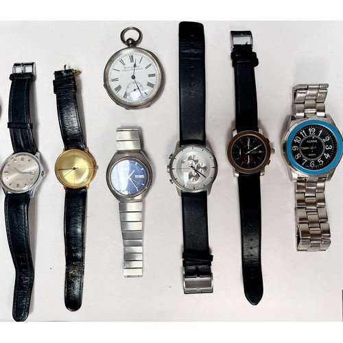 99 - A good collection of assorted wristwatches, various gents watches including a Seiko EL-370, a gold-p... 