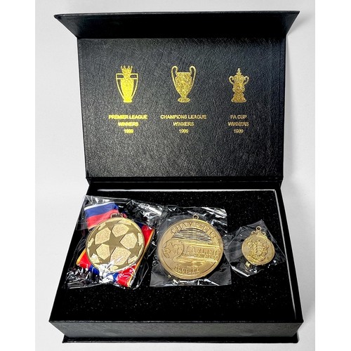 Two limited edition Futera Platinum Manchester United European