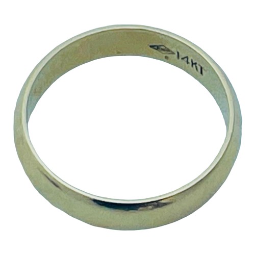 167 - A 14ct yellow gold wedding ring, weighing 3.9 grams.