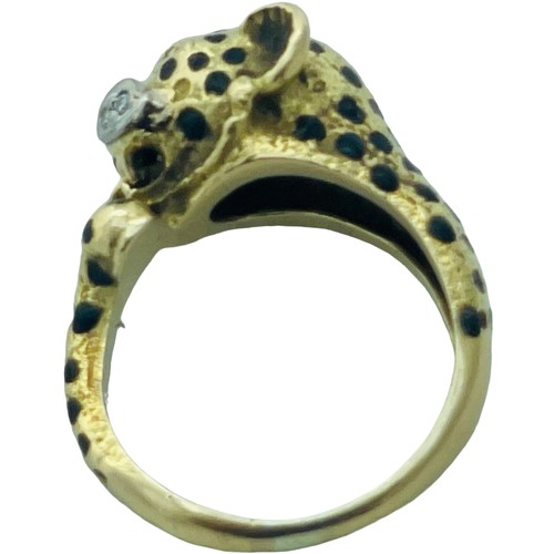 185 - An 18ct yellow unmarked gold (tested) dress ring, cast as a stylised  leopard, with black enamel spo... 