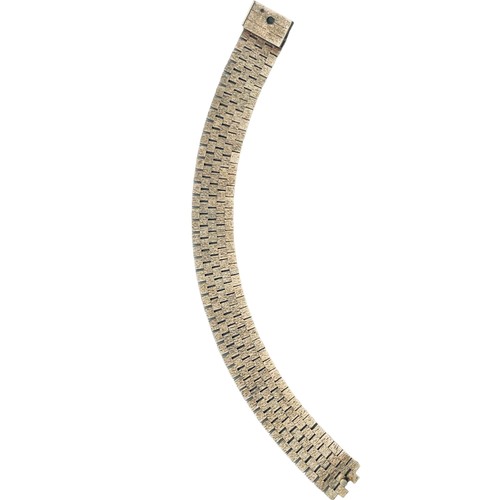 219 - A 9ct yellow gold wide 'brick link' articulated bracelet, 34.0 grams.