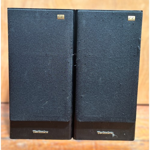 300 - a Toshiba stereo amplifier Model 5B225, a Technics compact disc player SL-PG380A, a Technics tape de... 