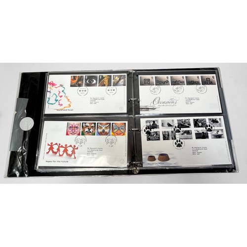 286 - A collection of GB stamps , in five albums, and a quantity of loose stock cards, etc., including wel... 