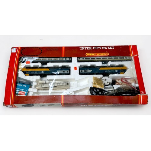 367 - A boxed incomplete Hornby Railways ‘OO’ gauge R.541 ‘Inter-City 125’ set, together with, a collectio... 