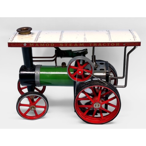 479 - A collection of steam engines and wagons, to include, a boxed Wilesco Dampfwalze / Steam Roller, D 3... 