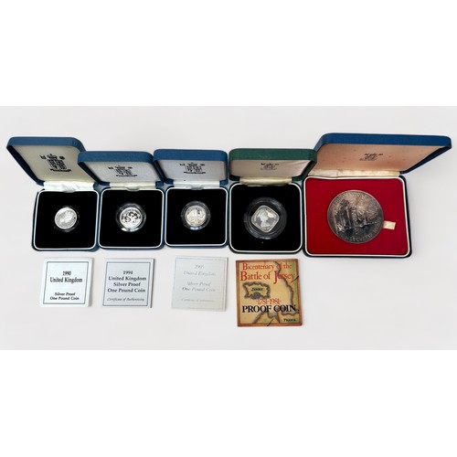 263 - A good collection of 15 assorted cased Royal Mint silver one pound coins including a ‘Designing the ... 