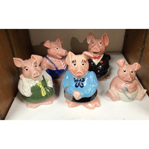 27 - A set of five Wade porcelain NatWest money box pigs (one AF)