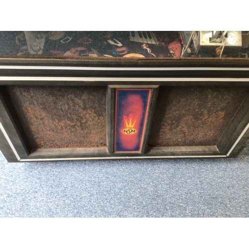 348 - NSM CITY 2 JUKEBOX. A NSM City II Jukebox, in production between 984 and 1987. An original early 80'... 