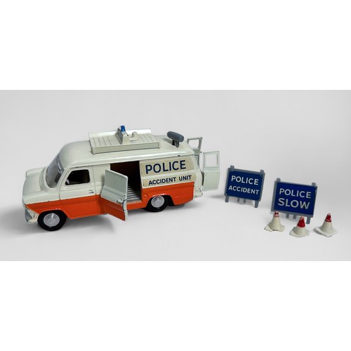 505 - A Dinky Toys 297 Police Vehicles Gift Set, comprising Ford Transit, Mini Cooper 'S' and Ford Zodiac,... 