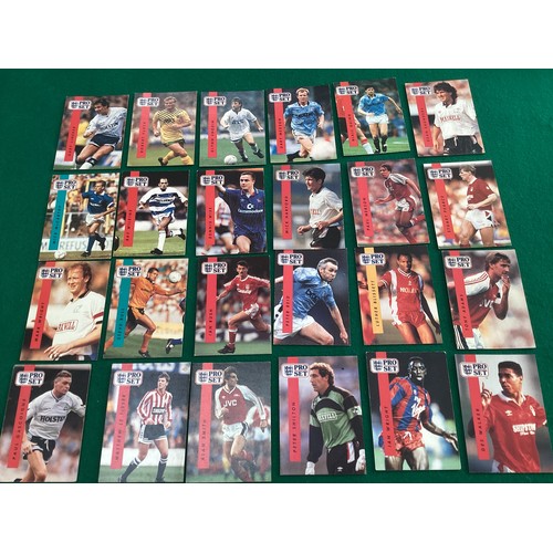 379 - Hundreds of football cards – mainly Pro Set, but also Shoot Out (2004/5 season – blue) and 2005/6 se... 