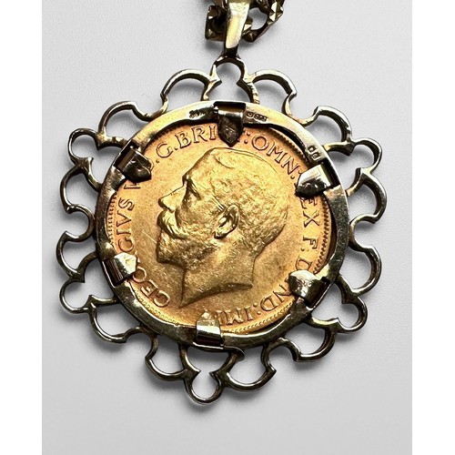 198 - A George V gold sovereign, 1913, Melbourne Mint, in pendant mount, with 9ct gold chain, total weight... 