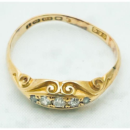 222 - An 18ct yellow gold gypsy style ring, set with 5 x graduated diamonds, hallmarked 1908, ring weighs ... 