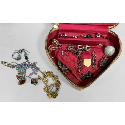 88 - A collection of assorted silver and costume jewellery including brooches chains, earrings, a links o... 