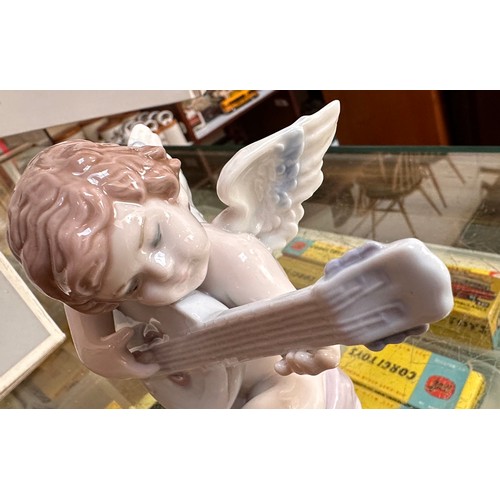 15 - Three boxed Lladro figures, to include, Asian Love, no. 06156, Adagio Angelical, no. 06628, and Alle... 