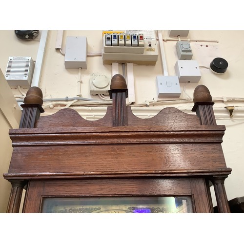 280 - A early 18th century 30-hour Longcase clock, with brass dial, chapter ring and pierced spandrels, oa... 