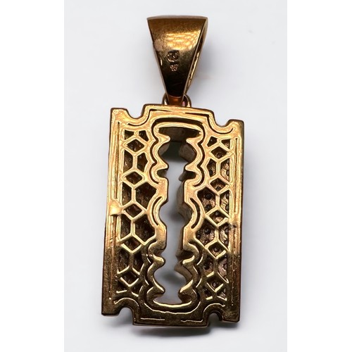 65 - A 9ct yellow gold razor blade pendant, pave set with round brilliant cut diamonds, estimated total d... 