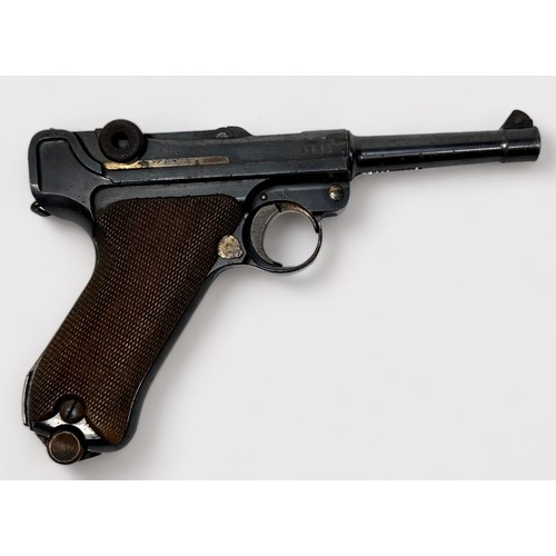 514 - A WW1 'Deactivated' Semi-Automatic German Luger 9mm Pistol, 8cm barrel, serial numbers 6252, matchin... 