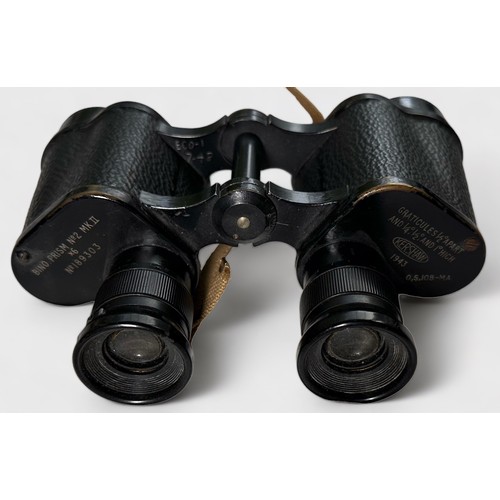 510 - Two pairs of WW2 Admiralty pattern x6 binoculars with reticulated lenses, by Kershaw, date 1943 and ... 