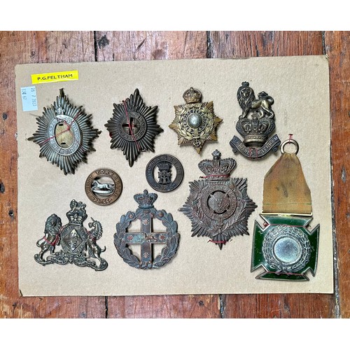 583 - A good collection of approximately 220 assorted cap badges including Royal North Lancashire regiment... 