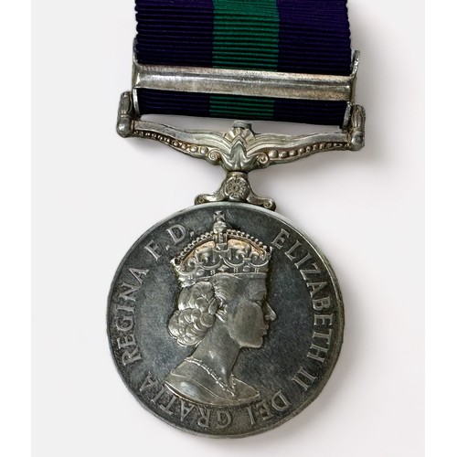 423 - A ERII General Service Medal with Malaya clasp to 2773553 AC1 B.O. Edgeworth RAF, in box as issued, ... 