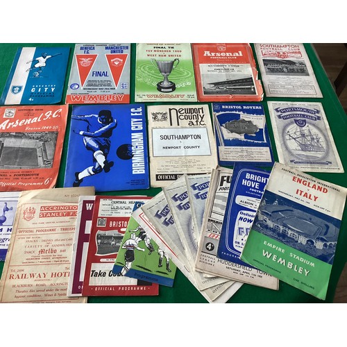 602 - Approximately 30 football programmes from the 1950s and 60s, many involving Pompey; and other epheme... 