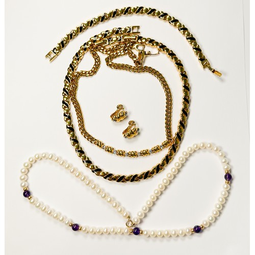 288 - A Chappelle freshwater pearl necklace, with five polished amethyst beads, and ten small gold beads, ... 