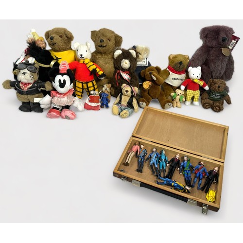 601 - A small collection of assorted toys including a Tracy Island model and various Thunderbird’s, togeth... 